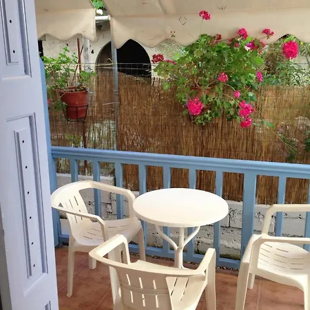 Konstantina Studios Agios Nikitas